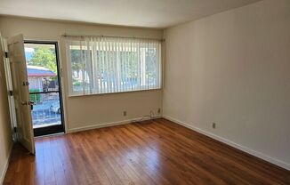 1 bed, 1 bath, 650 sqft, $1,960, Unit 452 South Bernardo Avenue - Unit #4