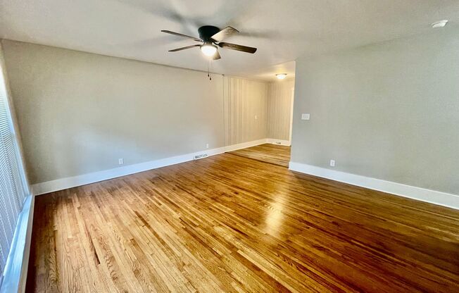 Welcome to Burgess2937, A Newly renovated charming 2-bedroom, 1-bathroom Duplex located in the vibrant city of Charlotte, NC