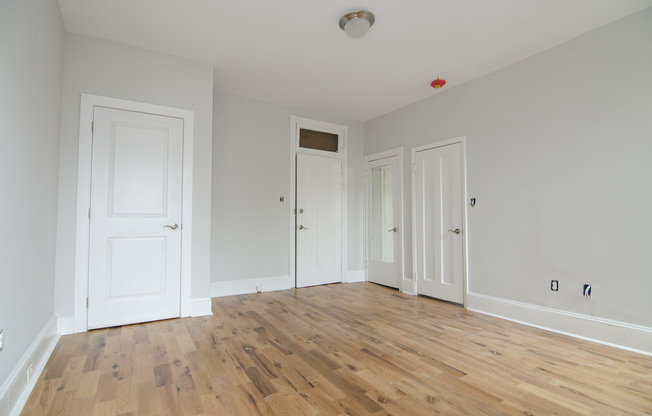2 beds, 1 bath, 820 sqft, $1,625, Unit 103