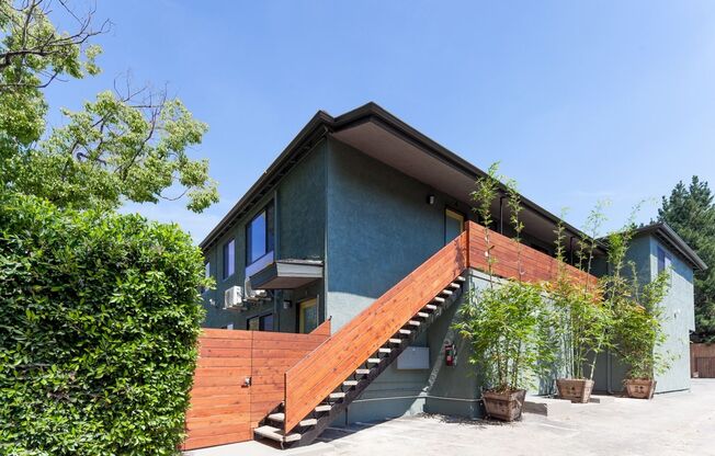 229 S. AVE 60