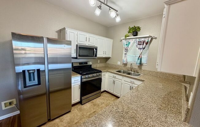 2 beds, 2 baths, $1,300, Unit # 2024