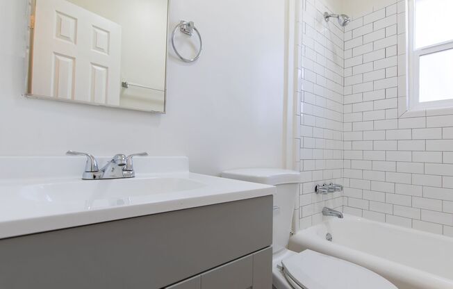 Studio, 1 bath, 450 sqft, $1,395, Unit 101