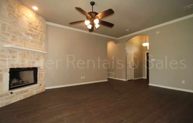 4 beds, 2 baths, $2,050