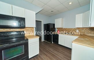 2 beds, 1.5 baths, $1,395