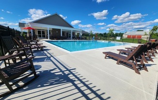 Clubhouse - Pool
