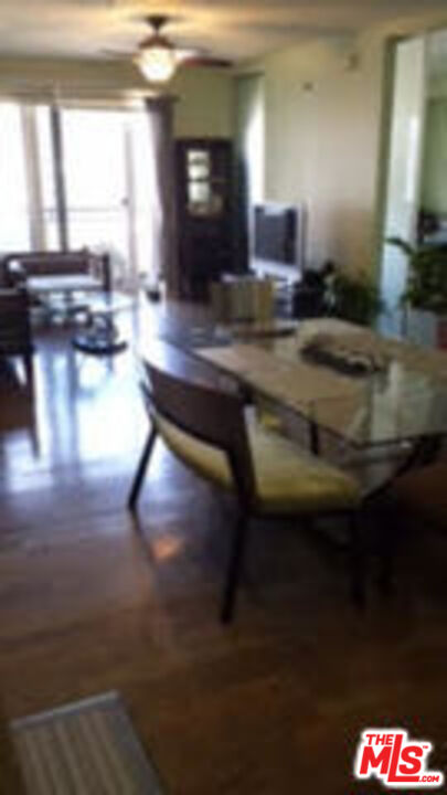 2 beds, 2 baths, 990 sqft, $2,780, Unit 232