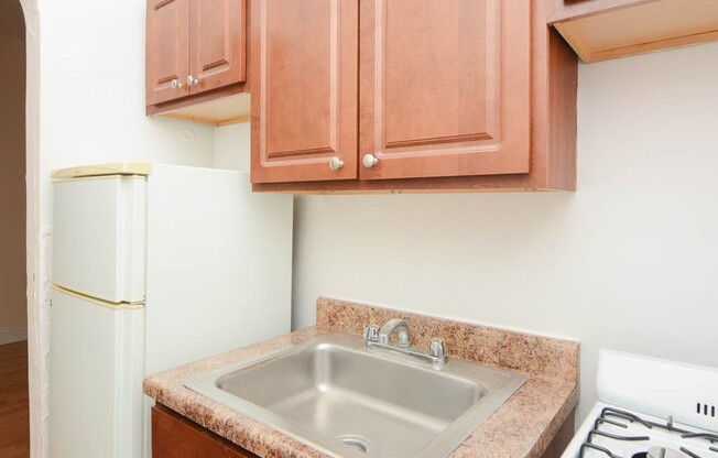 2536 Sawyer