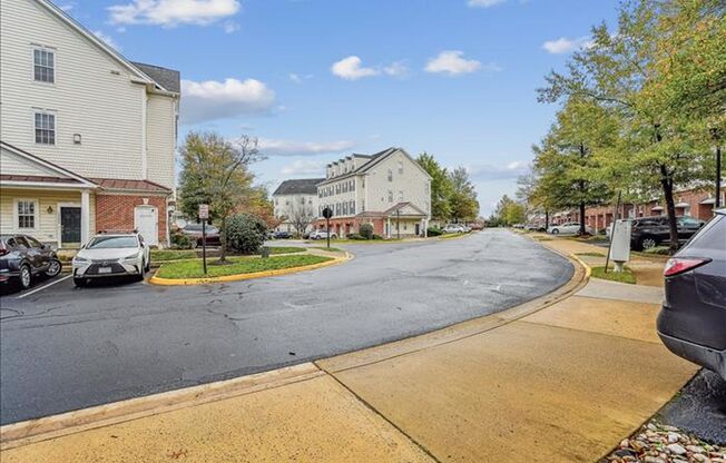 14477 Macon Grove Ln, Gainesville, VA 20155-6224