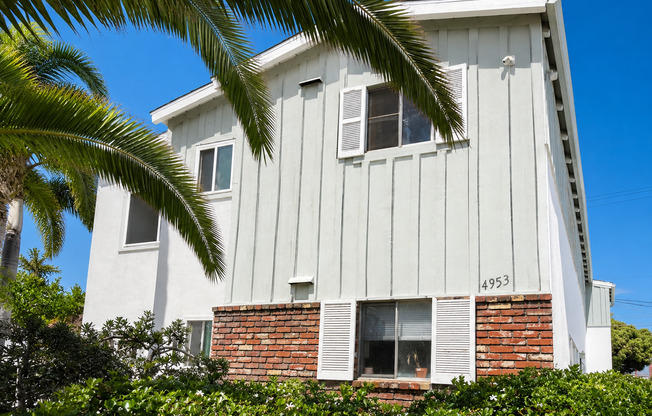 4953-4955 W. Point Loma Blvd.