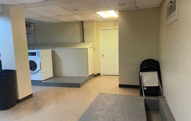 Lovely 2 BR/1 BA Condo in Columbia Heights!