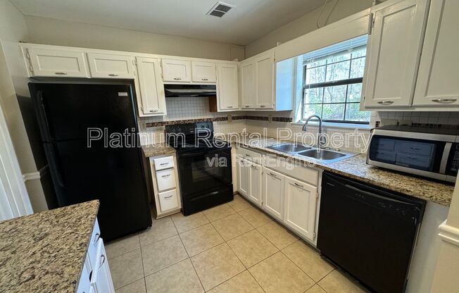2004 PAT MELL PL SE
