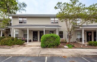 2 Bedroom, 1.5 Bathroom Townhome in Island Bluff - James Island