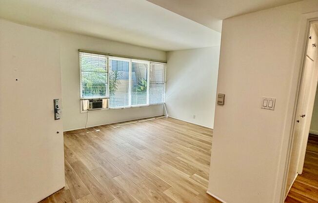 169 Almont