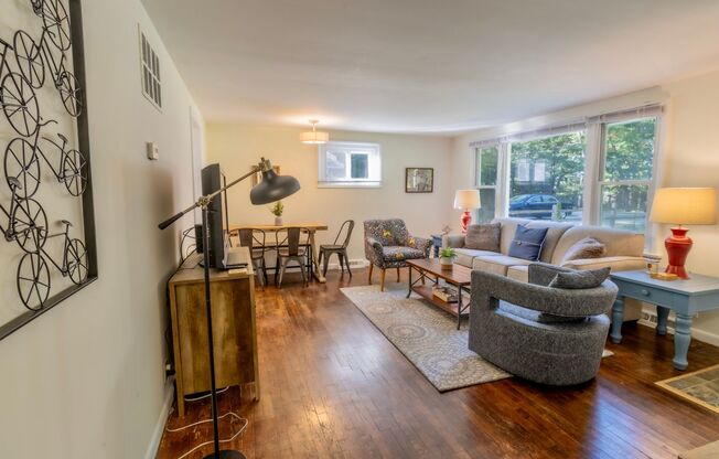 Modern Comfort in the Heart of Traverse City- Long Term Rental