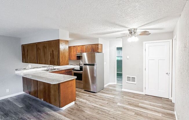 2 beds, 1 bath, 780 sqft, $1,200, Unit SC849