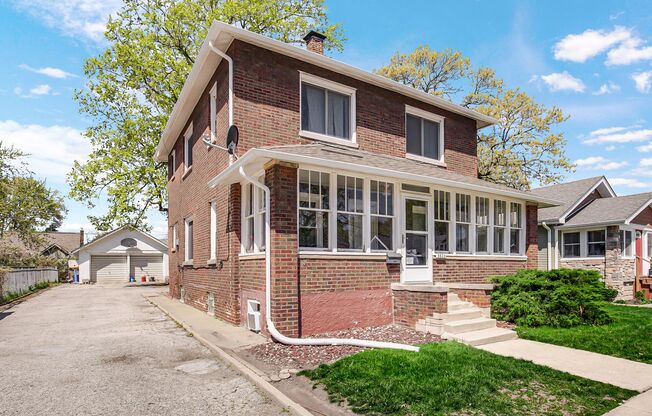 8830 Parrish Ave