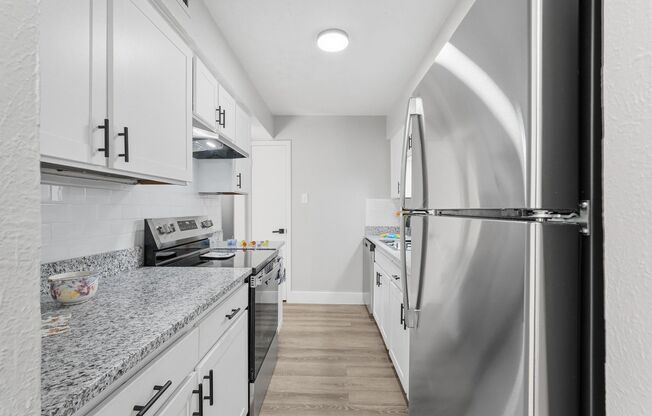 3 beds, 2 baths, 1,100 sqft, $1,695, Unit 208