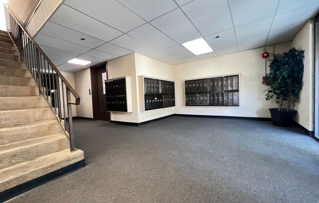 2 beds, 2 baths, 799 sqft, $2,050, Unit 105