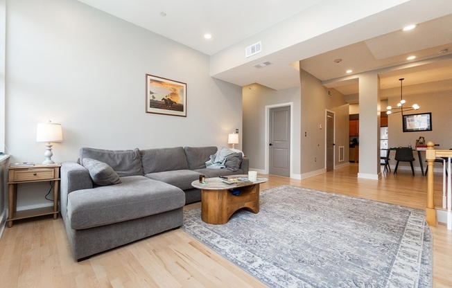 20 PARMENTER ST