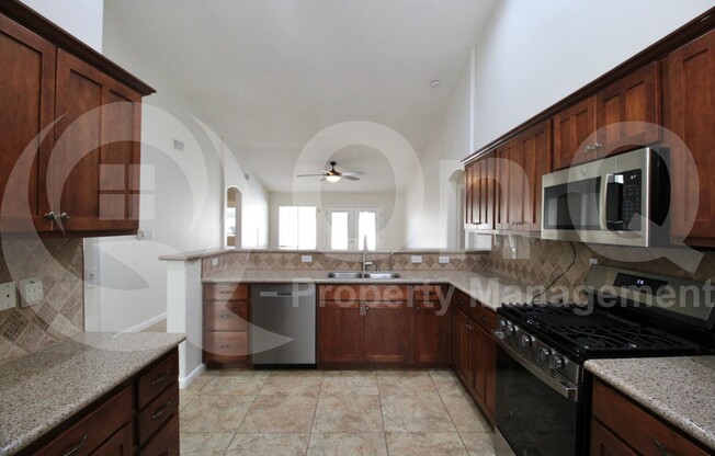 254 E NUNNELEY RD