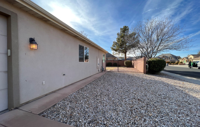 4 beds, 2 baths, $2,700