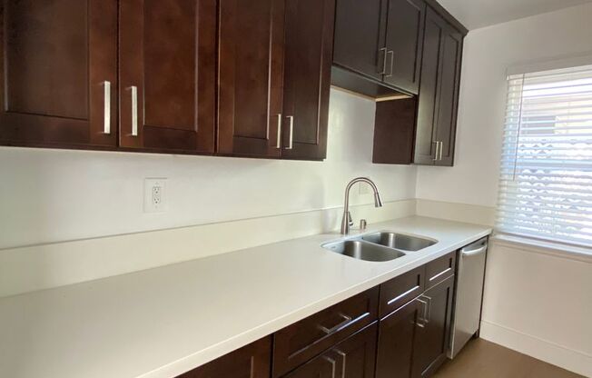 429 W 3rd St - ADW