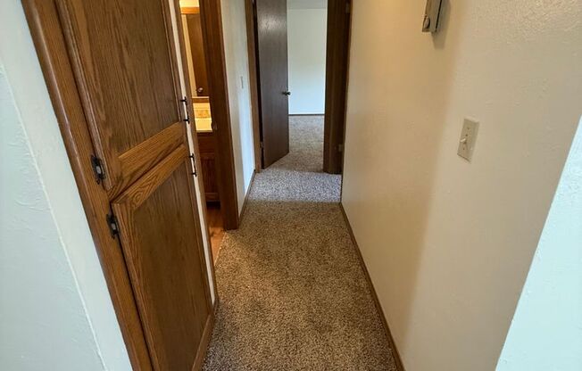 2 beds, 2 baths, 1,029 sqft, $1,199, Unit 1901-034