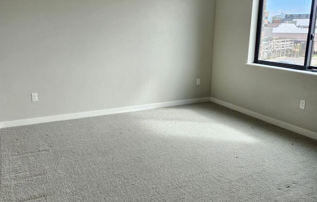 2 beds, 2 baths, 1,046 sqft, $1,600, Unit 208