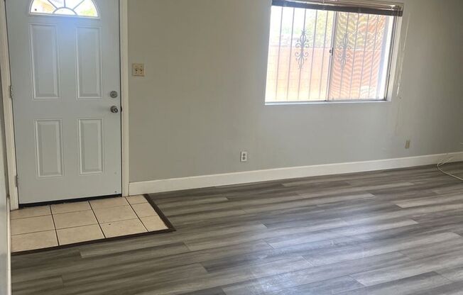 E. Cartier Ave 1309