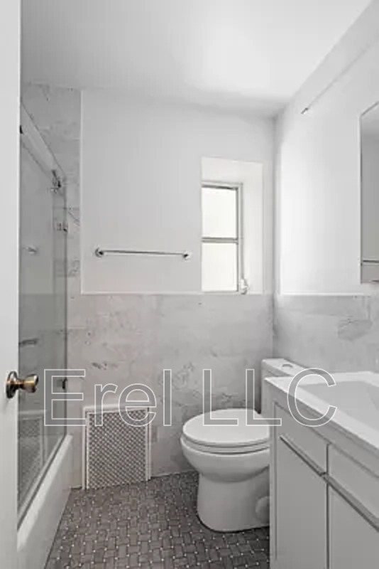310 E 23 ST
