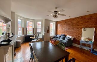 2 beds, 1 bath, $1,625, Unit 2