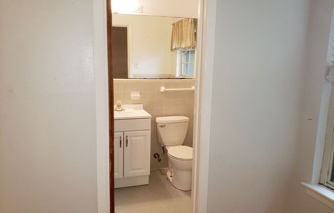 3 beds, 2 baths, $1,850