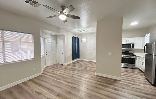 Renovated 3 Bedroom 2.5 Townhouse!