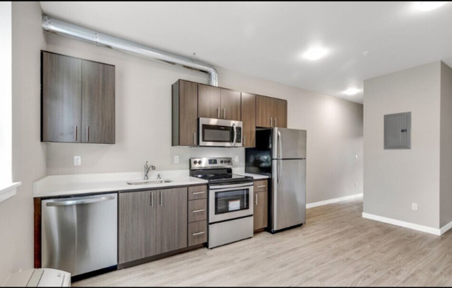 1 bed, 1 bath, 552 sqft, $1,295, Unit 12