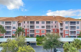 3 bedroom 2 bathroom Condo in Majestic Pointe