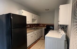 1 bed, 1 bath, $1,000