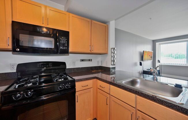 Studio, 1 bath, $1,850, Unit # #N 614