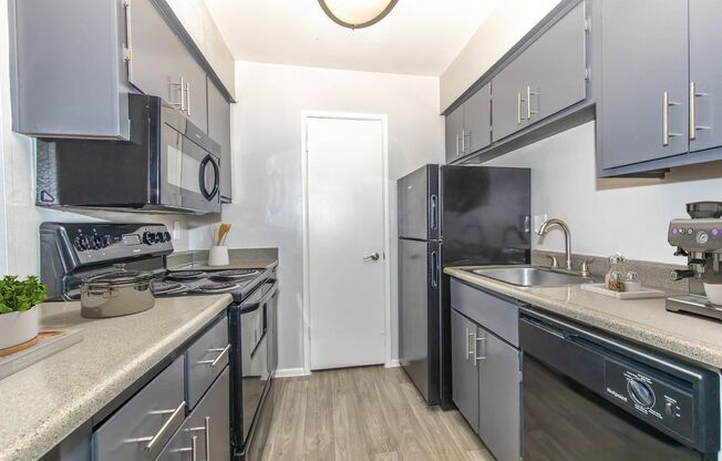 1 bed, 1 bath, 605 sqft, $1,150, Unit 314