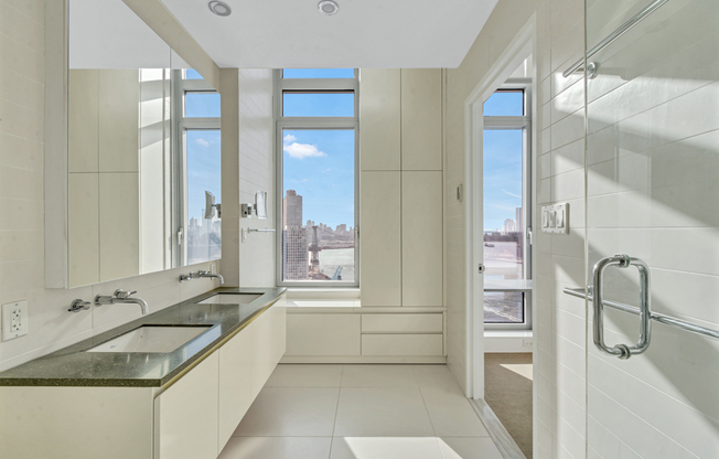 3 beds, 2.5 baths, $17,500, Unit PH2