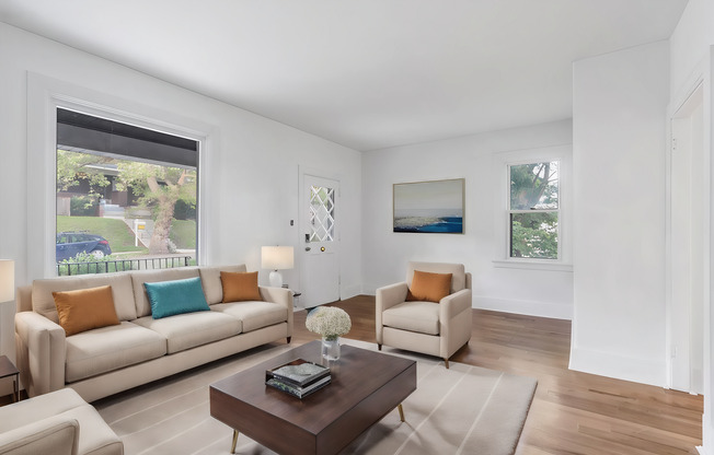 5556 5558 POCUSSET ST