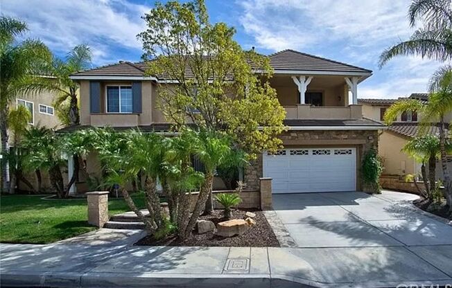 4 BEDROOM, 3 BATH WITH BONUS ROOM (SERRANO & KENDRA) CITY OF ORANGE