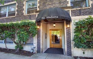 Darling Kerns Two-Story Apartment with Spiral Staircase!