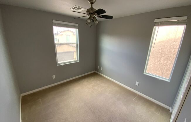 4 beds, 2.5 baths, $1,995