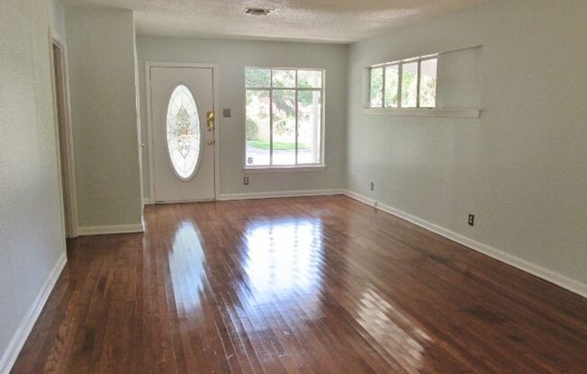 3 BEDROOM TERRELL HILLS