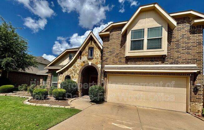 511 CARNATION LN