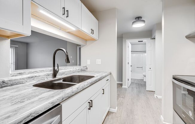 2 beds, 2 baths, 950 sqft, $1,499, Unit 307