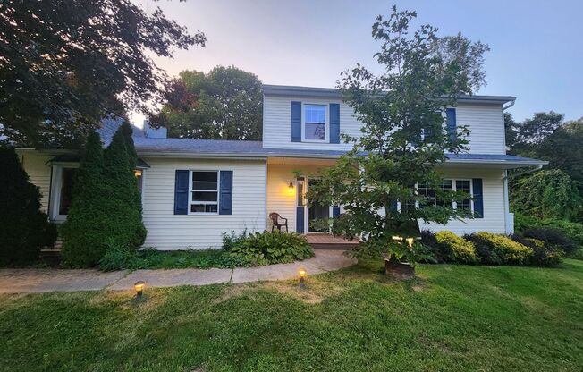 Spacious 2-story home