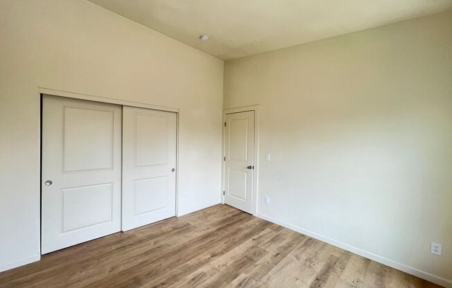 2 beds, 1 bath, $1,750