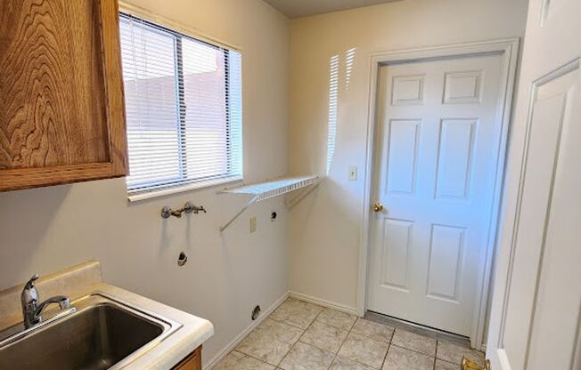 2 beds, 2 baths, $1,675