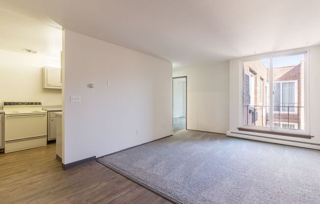 1 bed, 1 bath, 550 sqft, $1,055, Unit 1 Bedroom Waitlist